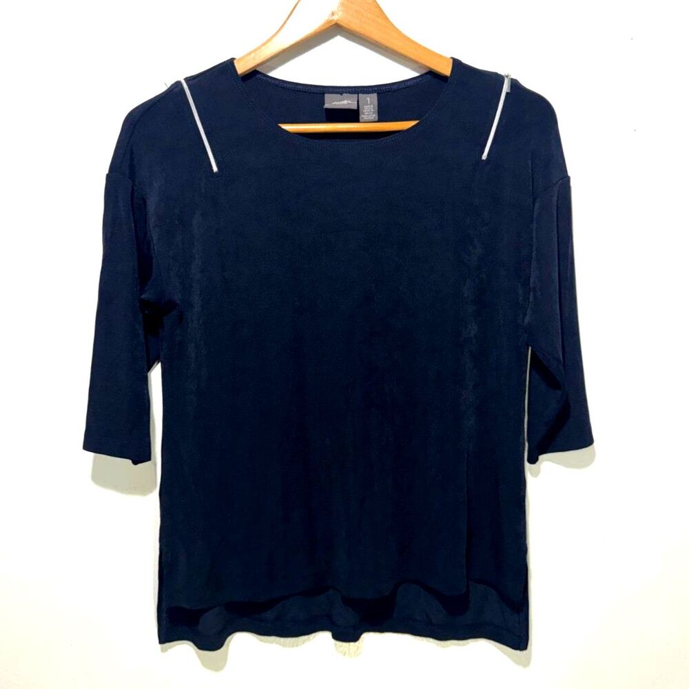 Chico's travelers top wrinkle free comfy slinky stretchy classic timeless womenM